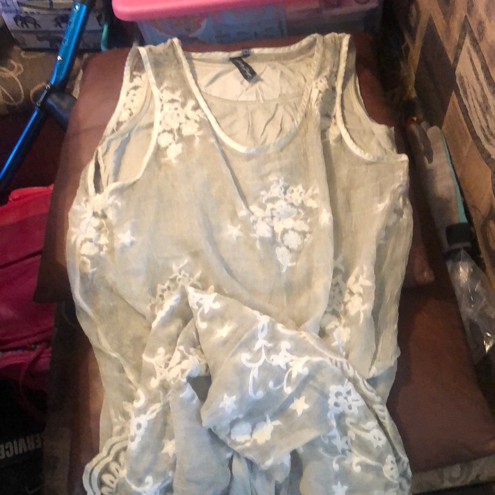 Beautiful 100% silk dress